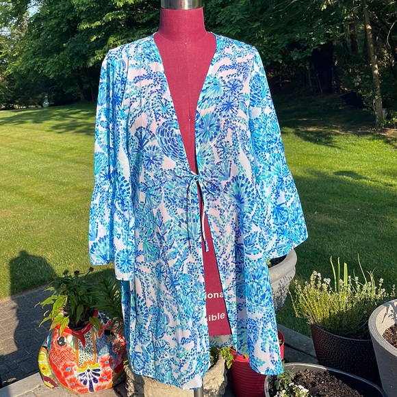 Lilly Pulitzer Motley Coverup style #010433 Turquoise Oasis Shell Me You Love Me - Picture 4 of 12